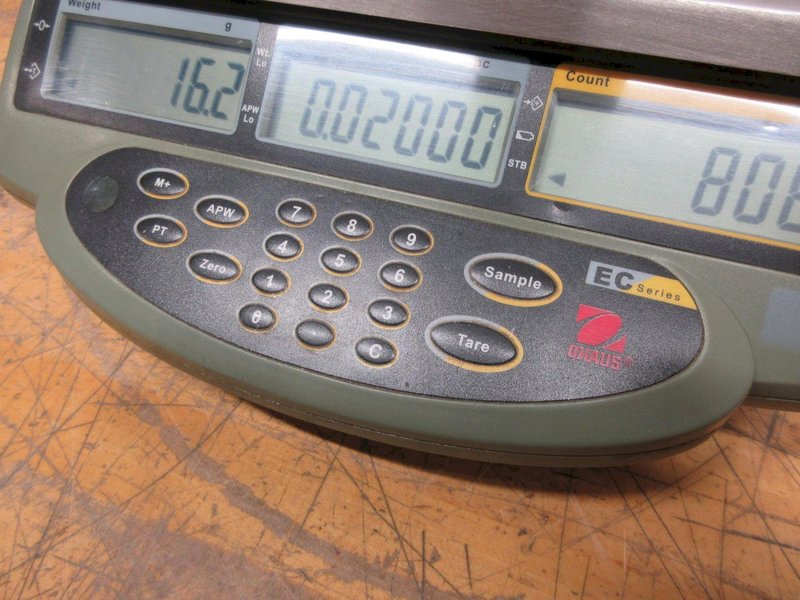 Ohaus EC15 Digital Counting Scale 15000 g Capacity, 11.5" x 9" Platter, with Power Adapter- Auction Item