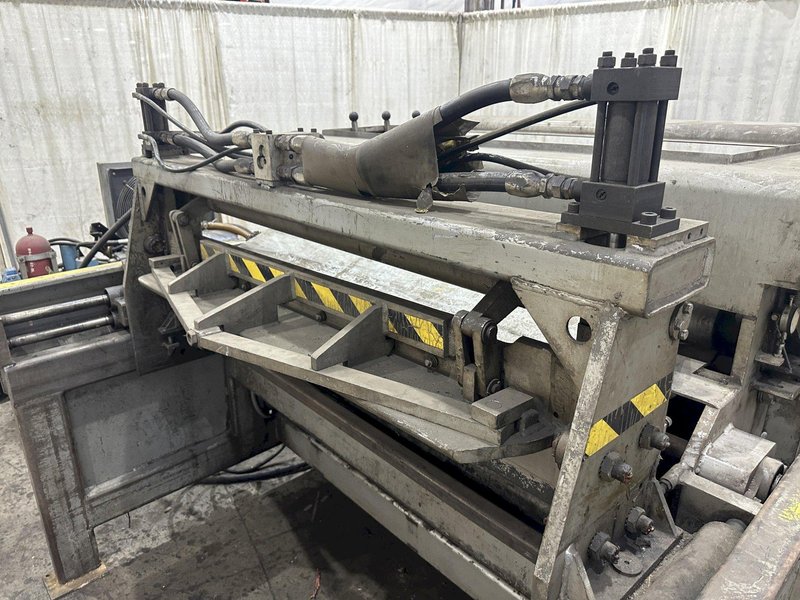 60" X 14 GA IOWA PRECISION SLEAR: STOCK #77960