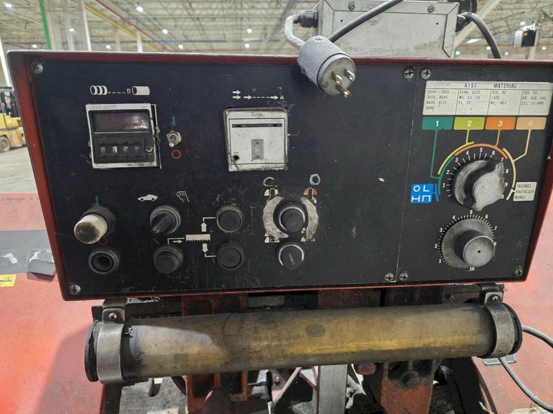AMADA HA-250W HORIZONTAL BANDSAW USED