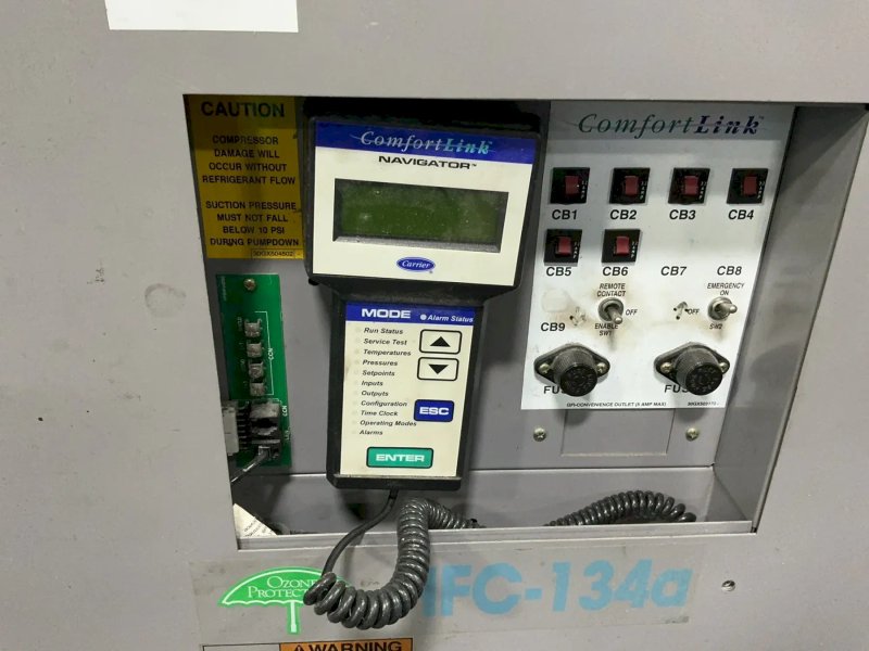 Carrier 30 Bar Water Cooled Chiller - 30hxc076r—661ka