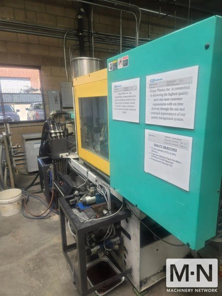 66 TON 2.1 OZ ARBURG MODEL 320C-600-100 U INJECTION MOLDING MACHINE MFG 2001