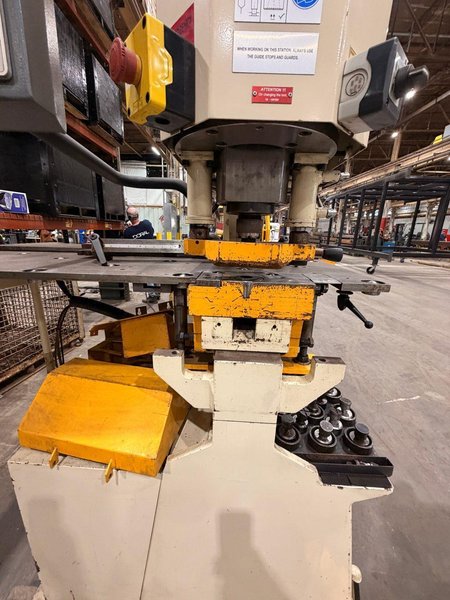 110 Ton Geka Hydracrop 110/180 SD Hydraulic CNC Ironworker, 2017 CNC feeder/positioner