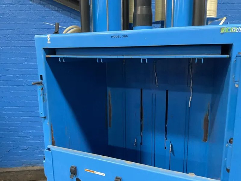 Mil-tek 35” X 28” X 54” Baler - Bp 306