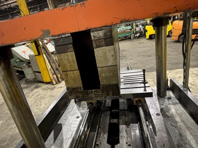 100 TON ROLLFORM INC HYDRAULIC 4 POST CUTOFF &amp; POWER UNIT, 12" STROKE: YOBRO #24328