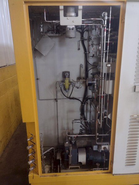 KAHN MODEL #310013 GAS REACTANT TEST CONSOLE BENCH &amp; CONTROL UNIT: STOCK #16723
