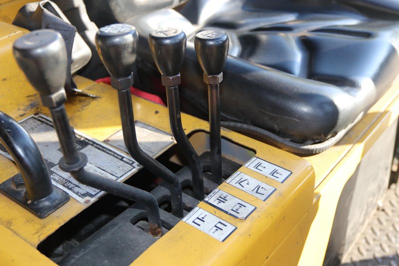 10,000 LB CATERPILLAR MODEL T120C CAT LP FORKLIFT: STOCK #10275