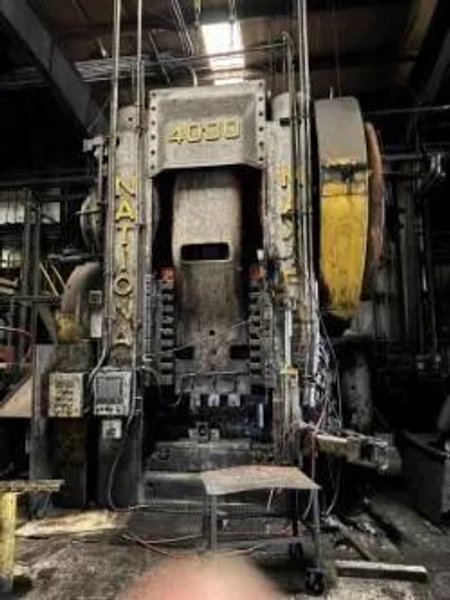 National Model 4000 Maxi Press Machine