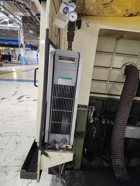 MAKINO SNC86-A5 CNC VERTICAL MACHINING CENTER USED