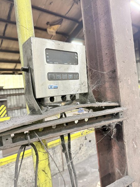 4' x 4' charge scale with GSE 350 digital readout