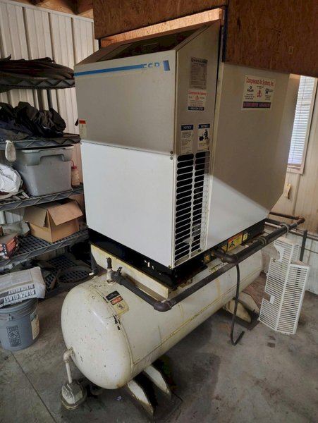 INGERSOLL-RAND SSR EP25SE Rotary Screw Air Compressor - Very Good Condition