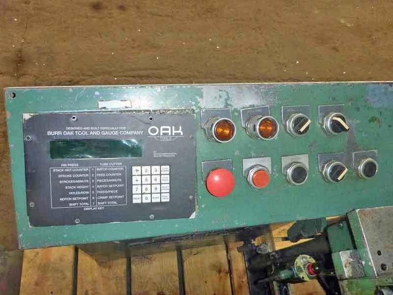 Tube Straightener &amp; Cutoff, Oak, 1.125" Dia.