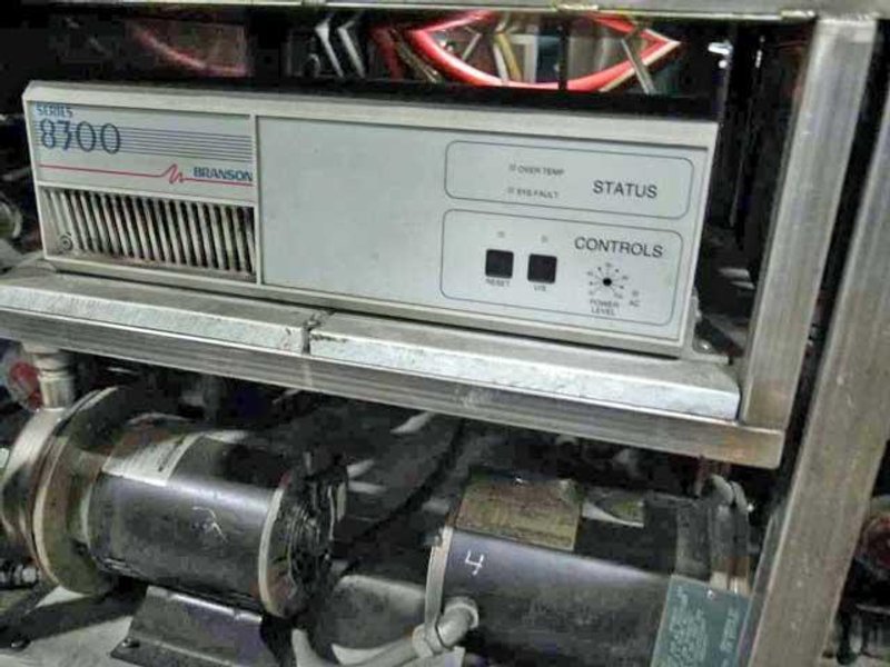 8" (203mm) STRIP CLEANING SYSTEM (13740)