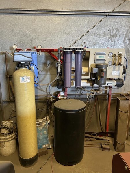 5′ x 10′ Omax Maxiem 1530 Waterjet, 2015 – 50,000 PSI, Chiller, RO System