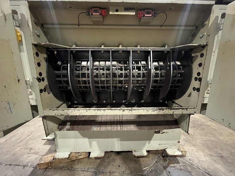 52" Wide Republic Single Shaft Shredder, Model RZL52-200-S-15-3-80-D, 200hp