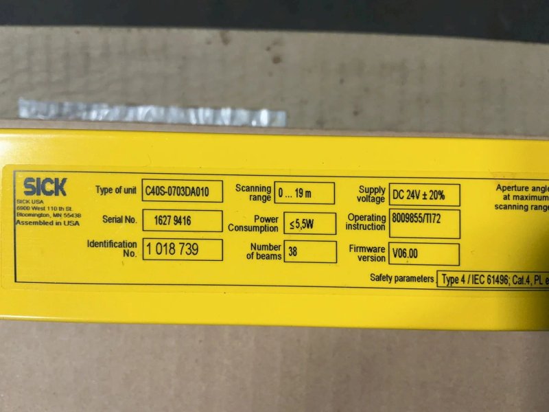 Sick 19 M Scanning Range Safety Light Curtain Sender - C40s-0703da010
