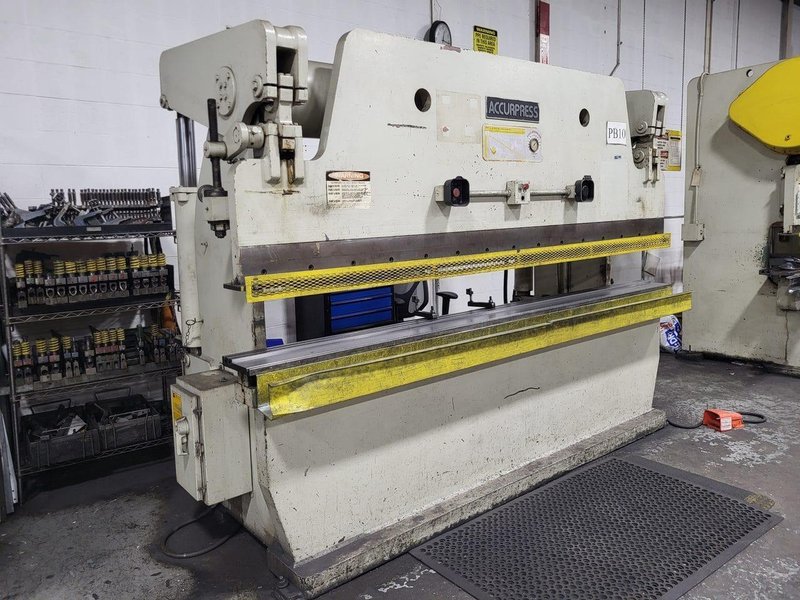 Accurpress 130 Ton X 10′ Press Brake, 1985