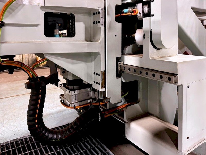 BLM Elect-52 Electric CNC Tube Bender
