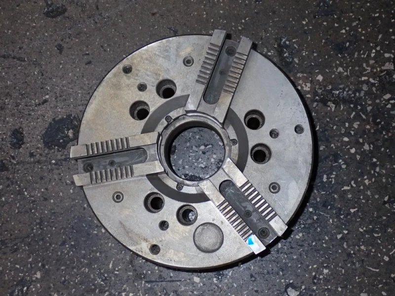 12" 12" 3 Jaw Chuck
