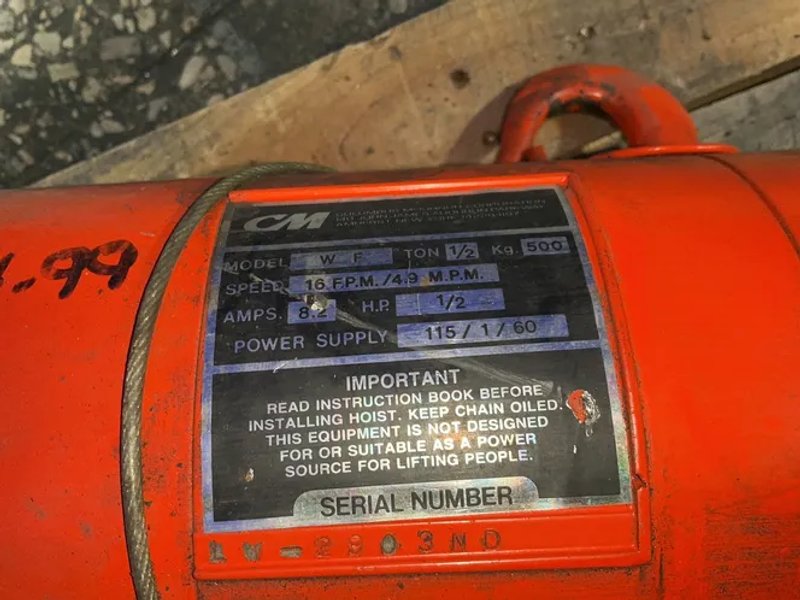 Cm Valustar  8.2 Amps  1/2 Ton Chain Hoist  - W F