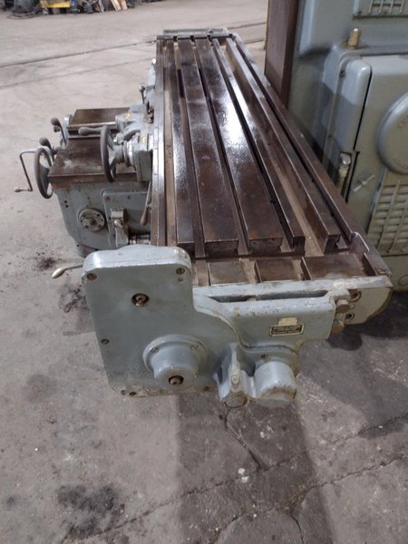 #4 K&amp;T MILWAUKEE MODEL # 420 TF-17 HORIZONTAL MILL: STOCK #18926