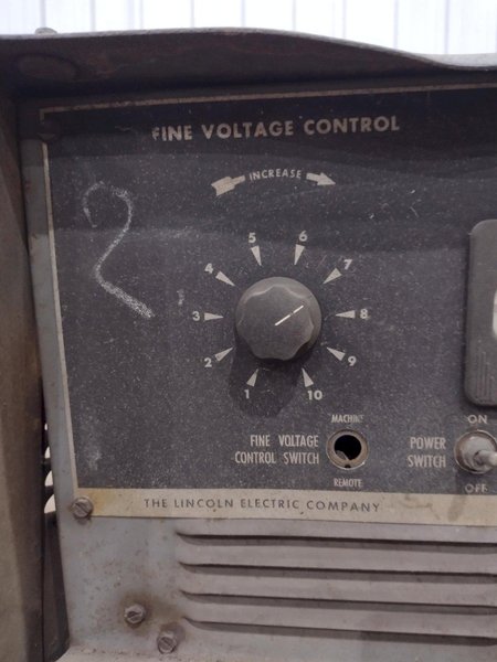 LINCOLN MODEL IDEALARC #R3S-600 WELDER POWER SUPPLY: STOCK# 23618