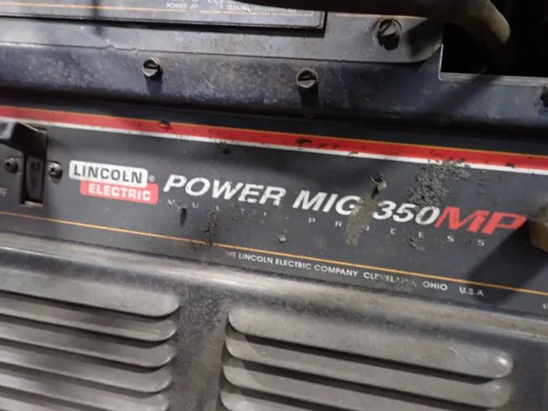 Lincoln Electric  350 A Welder  - Power Mig 350mp