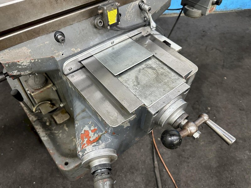 2 HP ATLAS / CLAUSING RAM TYPE VERTICAL MILL STOCK #77243