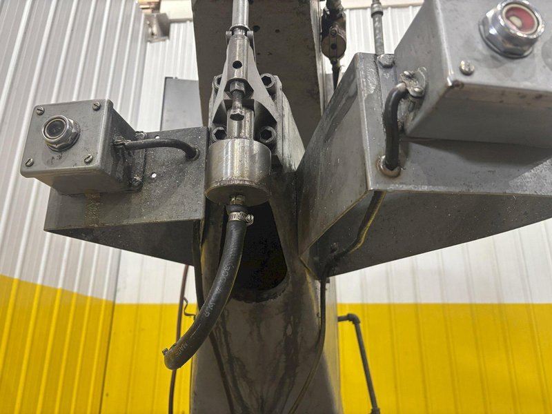 36" HEAVY DUTY RIVITER / RIVET INSERTION PRESS: STOCK #23096