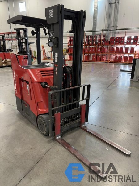2021 - 3,000 LB. RAYMOND MODEL 415-C30TF STAND-UP ELECTRIC FORKLIFT