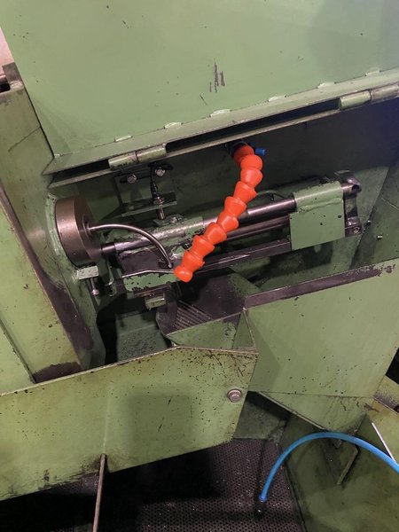 Dah-Lian Round  Nut Tapping Machine