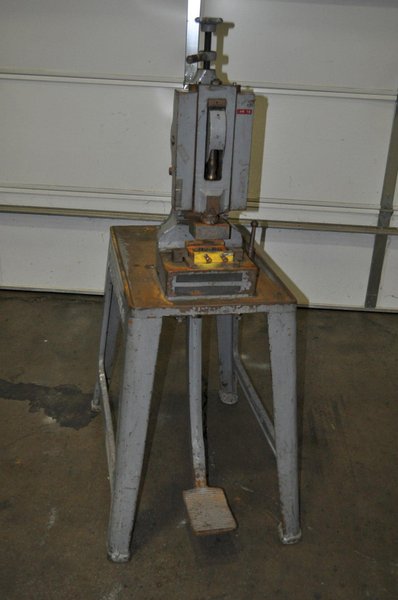 7 TON RUESCH KICK PRESS