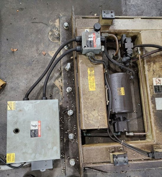 10,000 LB CAPACITY SOUTHWORK PRODUCTS MODEL T10-90 ELECTRIC/HYDRAULIC UPENDER: STOCK # 3498