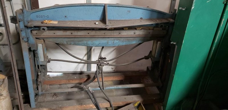5′ x 20′ Linde CM250 CNC Plasma, 1990 – 65 Amp Hypertherm Powermax 65
