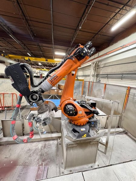 Baca Systems Dual Table Robo SawJet RSJ 202, 2019 – Kuka 6 Axis