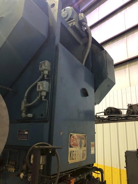 110 TON FEDERAL OBI BACK GEARED STAMPING PRESS, 5" STROKE: STOCK 16271