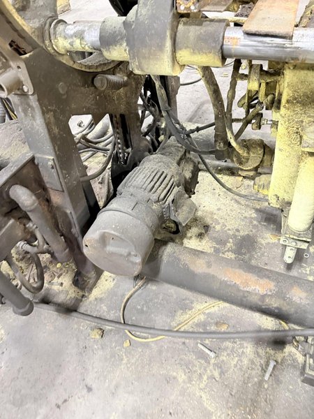 Shalco model u180 shell core machine with gun drilled heater plates, (no sand feed hopper)