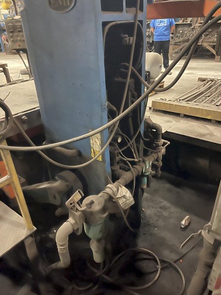 BMM model bt6 rollover molding machine, model l645, s/n dv12093 with controls