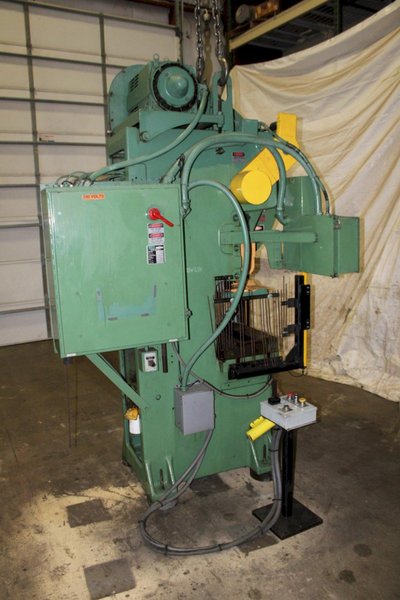 32 TON MINSTER GAP PRESS