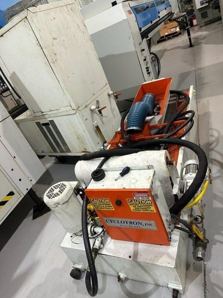 Studer S145 CNC Grinder, 2000-4 I.D. Spindles, C Axis, Q Axis