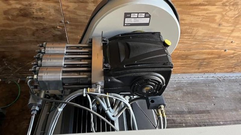 Flow Hydraulic Intensifier Pump – Less than 1,000 hours