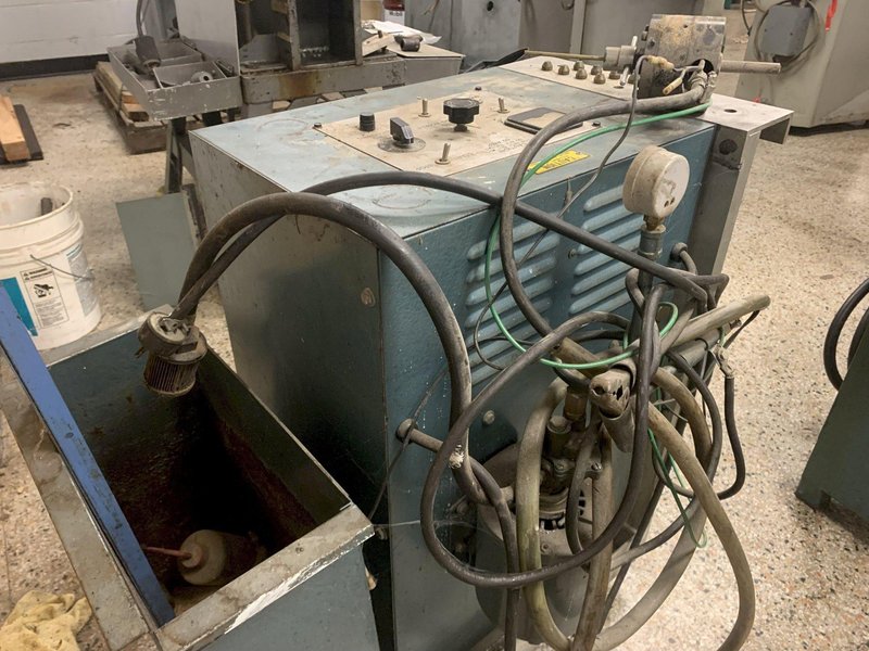 Uni-Tek Tap Burner/Disentegrator, Model 100-D, S/N 073030.