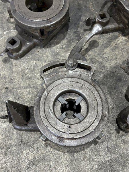 2" OSTER MODEL #702 LB STATIONARY DIE PIPE THREADER: STOCK #22858