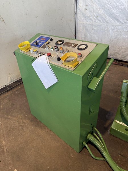 100 TON MINSTER P2-100-48 PIECE MAKER STRAIGHT SIDE HIGH SPEED PRESS. STOCK # 0883425