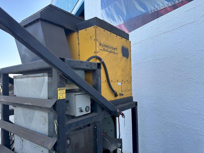 PLYMOVENT MODEL BM-4 PORTABLE DUST COLLECTOR: STOCK #76871