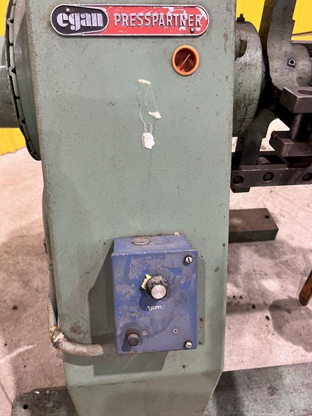 4,000 LBS X 20" EGAN MODEL #M-401-20 PULL OFF UNCOILER COIL REEL: STOCK #21120