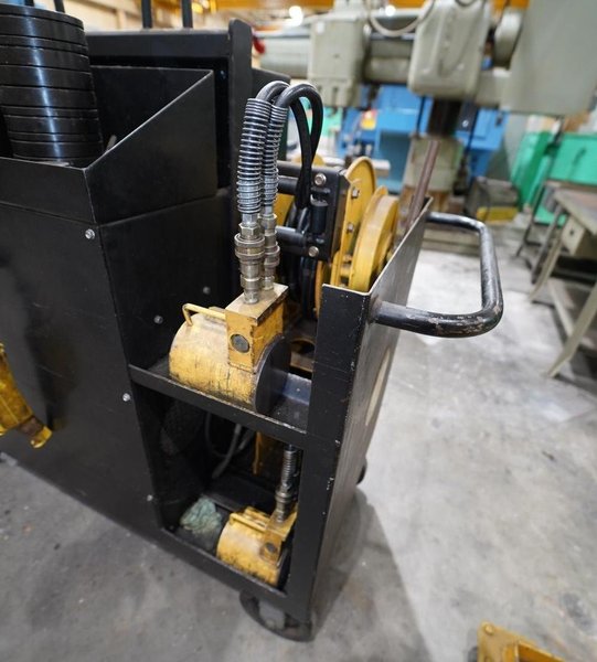 LAMINA PORTABLE HYDRAULIC DIE LIFTERS WITH POWER UNIT: YOBRO #26422