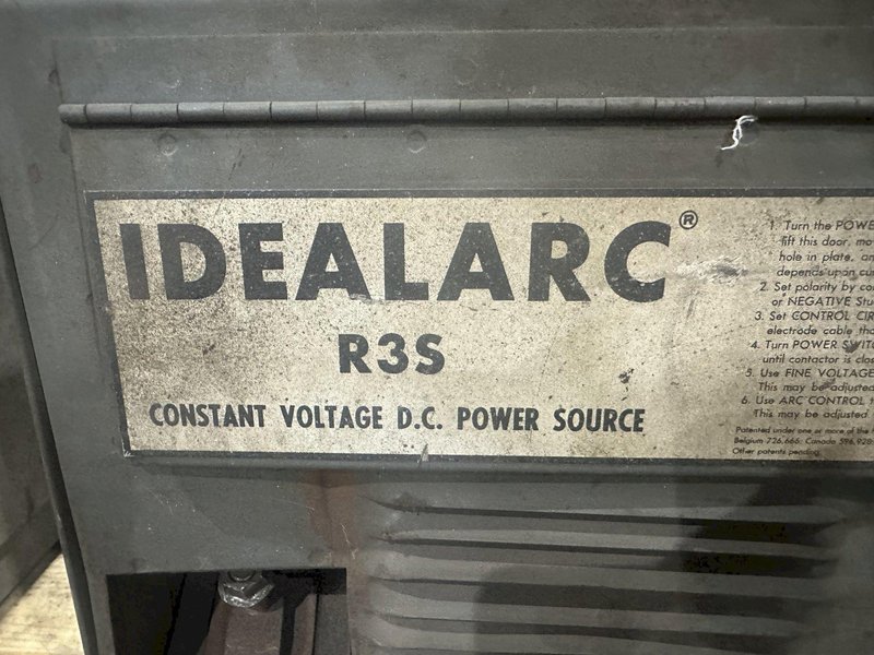 LINCOLN MODEL IDEALARC #R3S-600 WELDER POWER SUPPLY: STOCK# 23617