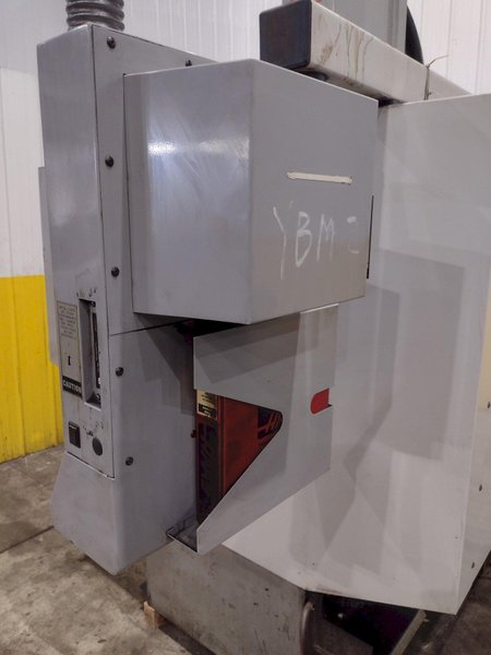2002 HAAS MINI MILL VERTICAL CNC MACHINING CENTER: YOBRO #23844