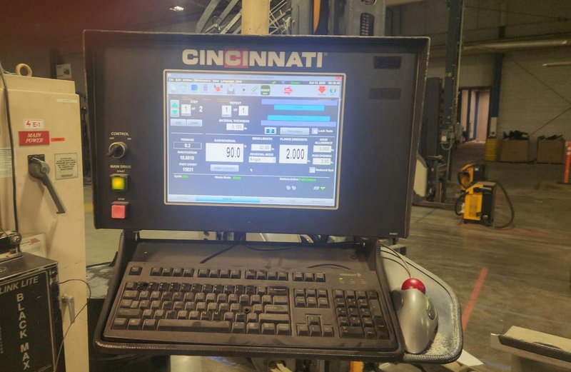 350 TON X 12' CINCINNATI MODEL 350AFx10 HYDRAULIC PRESS BRAKE: YOBRO #26373