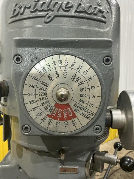 1.5 HP BRIDGEPORT TAM TYPE KNEE MILL: YOBRO #25983